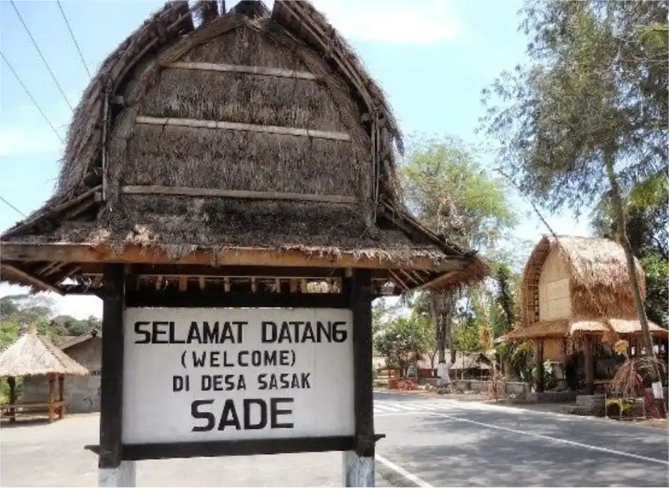 Traditional Sasak village tour in Tetebatu