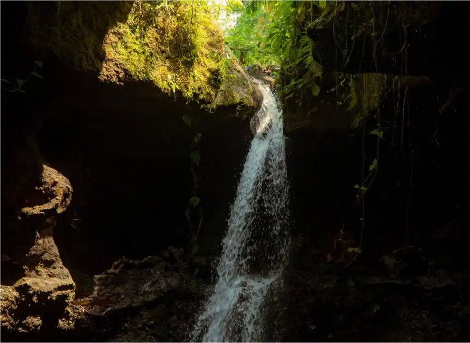 Waterfall tour in the Tetebatu highlands